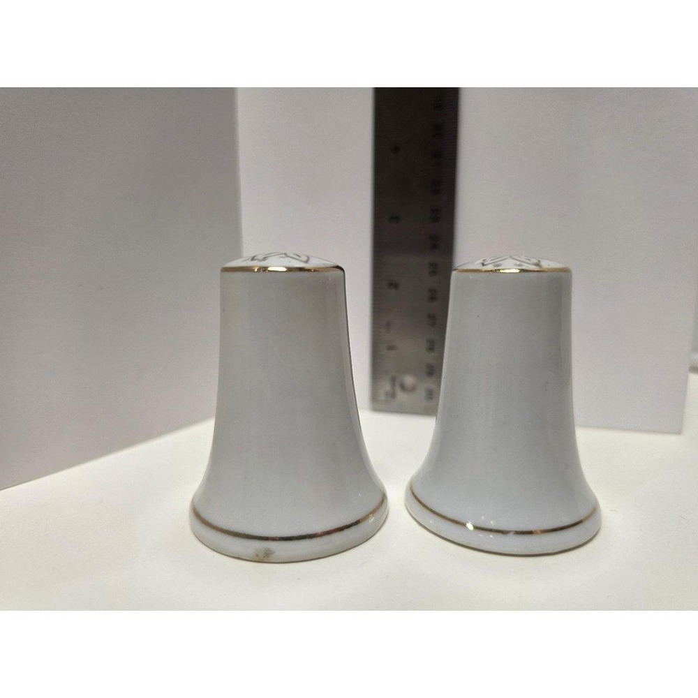 pair of Nashville, Tennessee, souvenir salt and pepper shakers Music City USA - Picture 4 of 6
